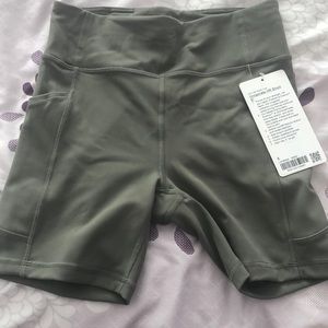 Invigorate HR Short 6”- Grey Sage